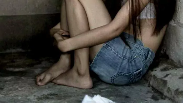 Un tânăr din nordul țării a violat o copilă de 12 ani și a lăsat-o însărcinată. Inculpatul, condamnat la închisoare