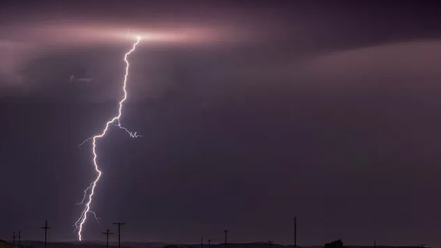 Tunete în luna noiembrie: Meteorologii explică fenomenul rar și condițiile atmosferice care l-au produs