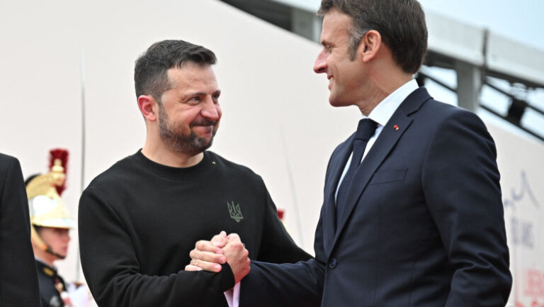 Întâlnire Zelenski–Macron: apărarea antiaeriană și lupta contra dronelor, pe agenda discuțiilor