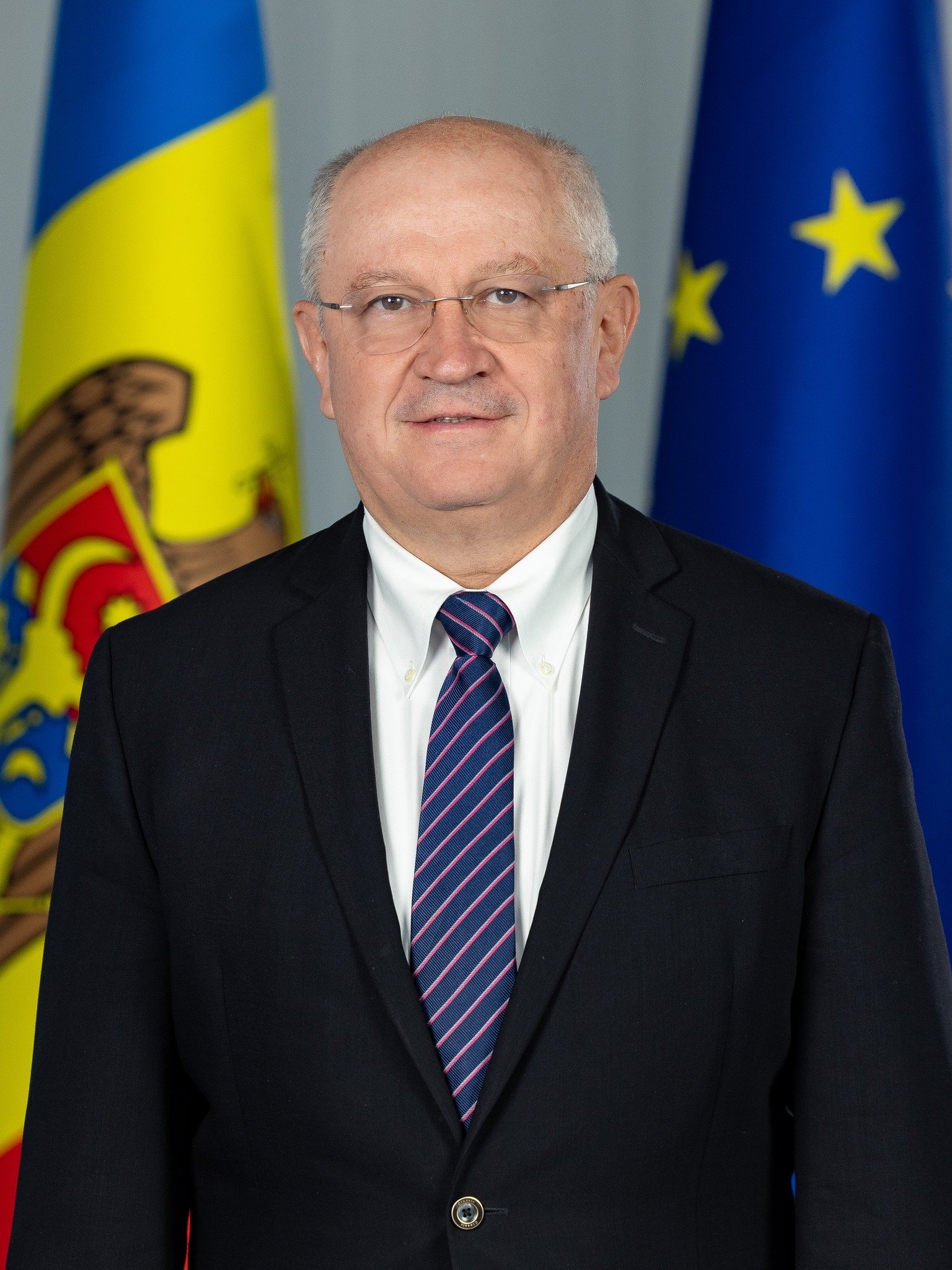 Munteanu a plecat la Bruxelles, într-o vizită oficială de două zile