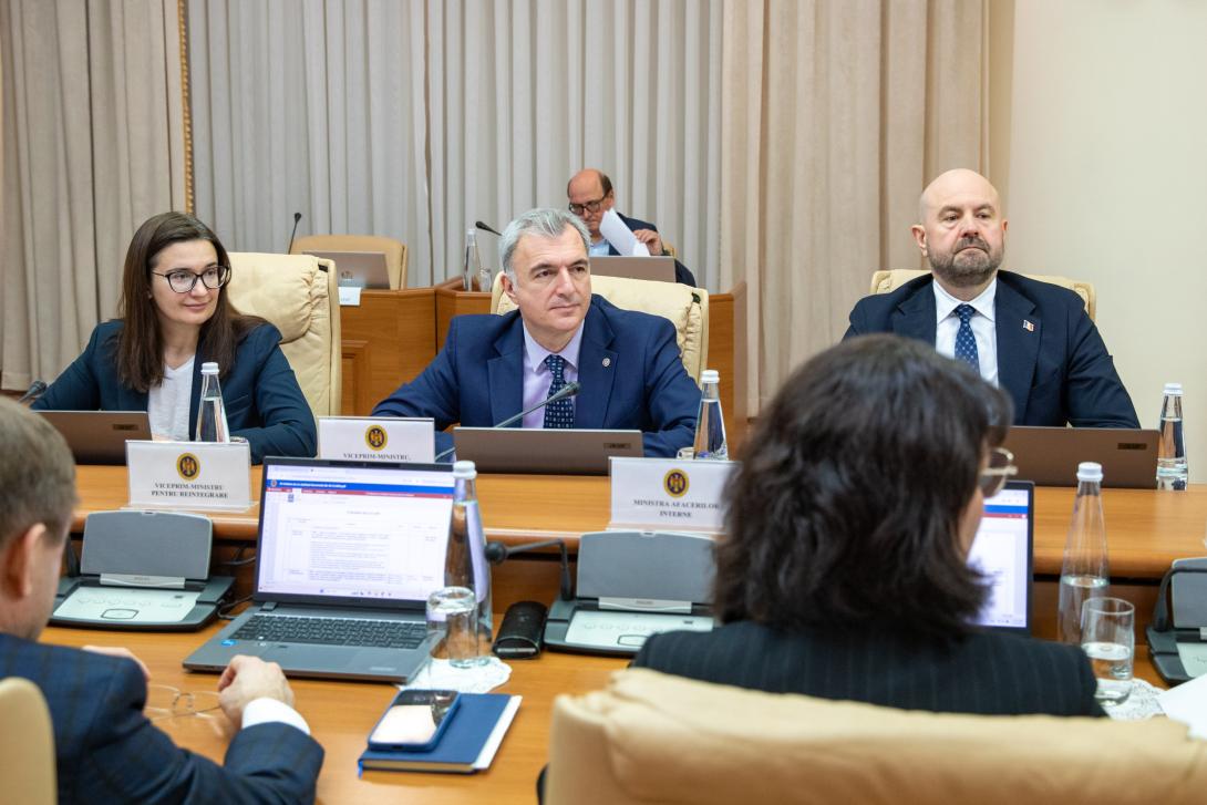 Guvernul oferă granturi de până la 1,5 milioane de lei pentru IMM-uri eficiente energetic