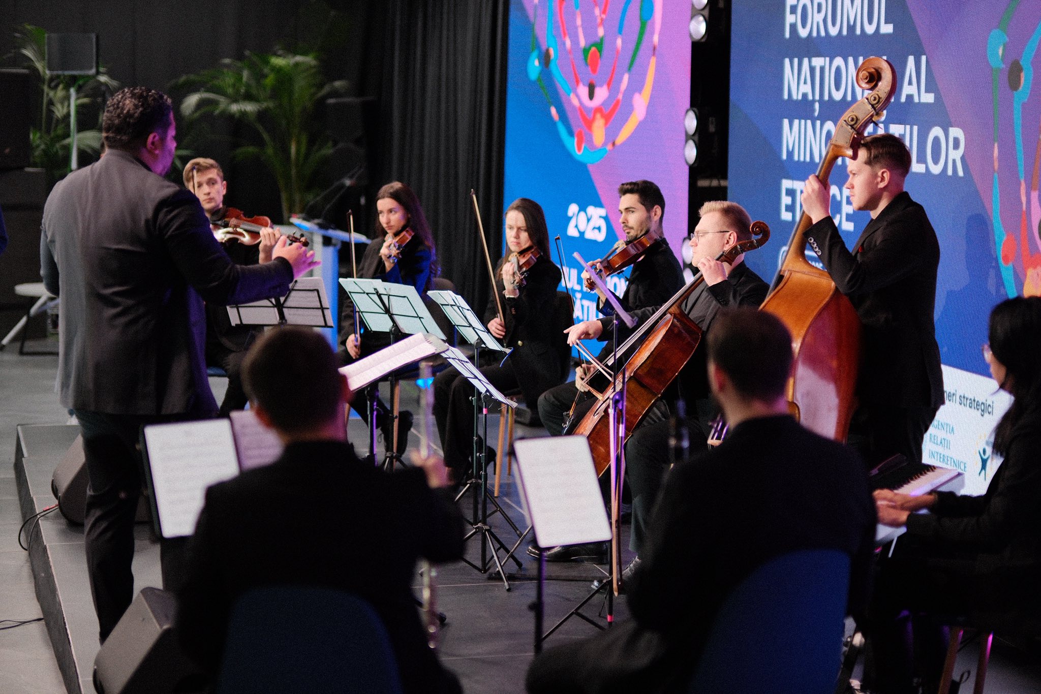 Provocările comunităților etnice, discutate la Forumul Național al Minorităților Etnice. Cu ce probleme se confruntă