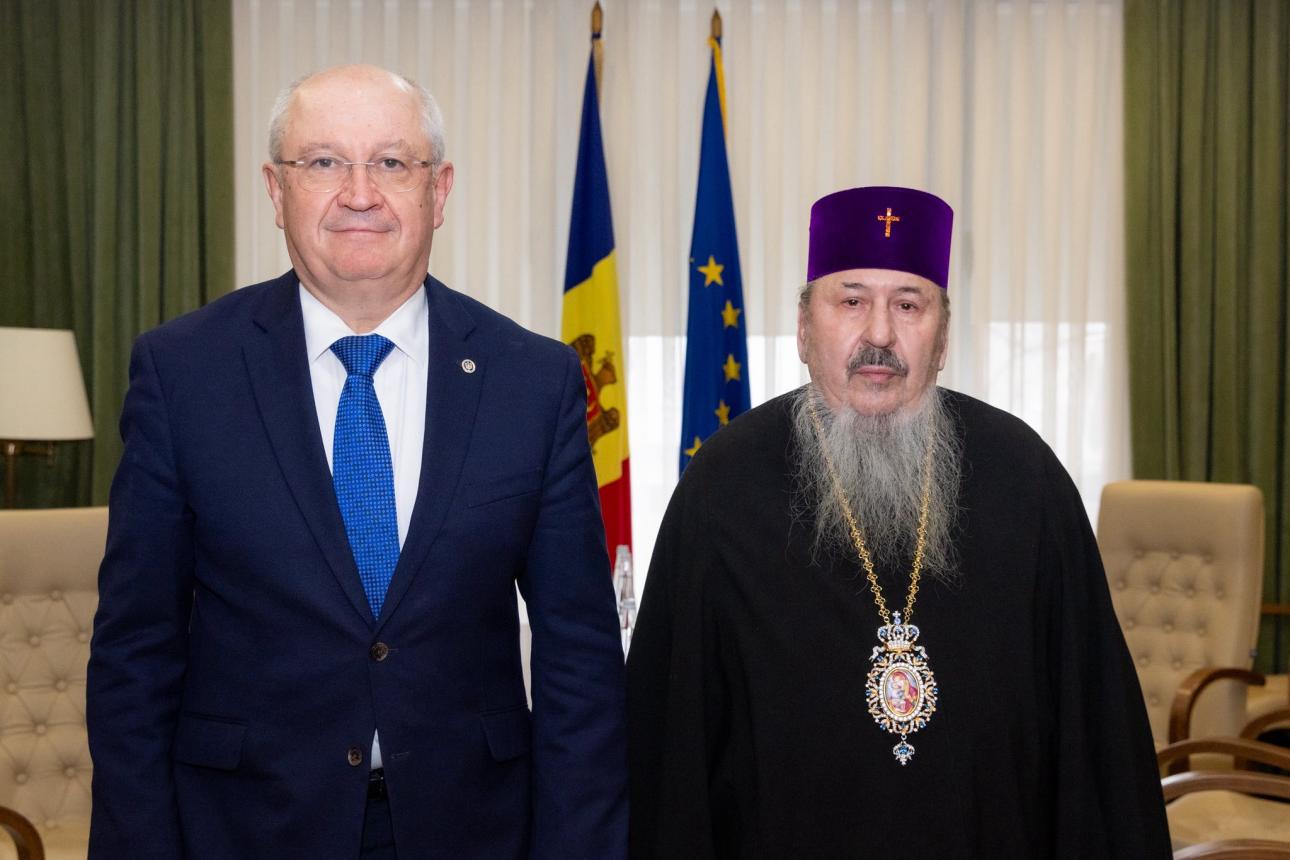 Premierul, în dialog cu Mitropolitul Basarabiei și cu Mitropolitul Moldovei: ,,Putem fi alături de cei vulnerabili”