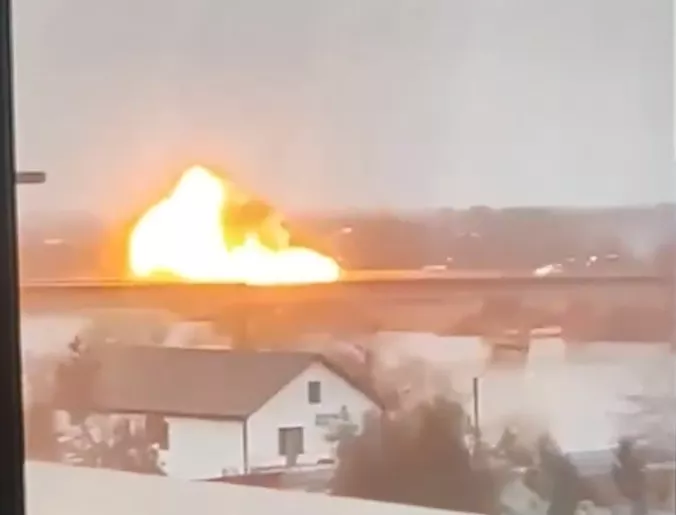 Podul strategic din Ucraina, lângă granița Republicii Moldova, a fost atacat din nou cu drone