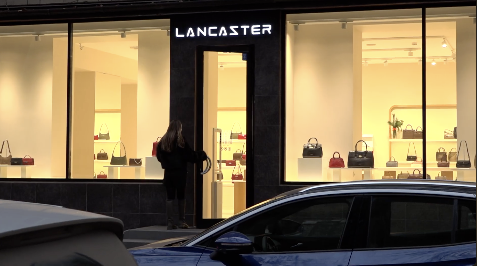 (P) Eleganță franceză la Chișinău: Lancaster își deschide noul boutique pe strada Mihai Eminescu