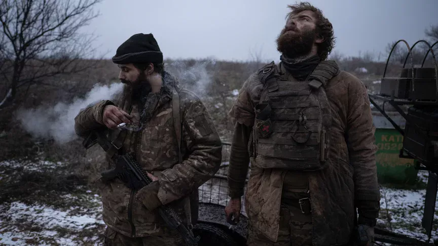 Doi soldați ucraineni au rezistat 130 de zile în Donețk și au capturat un soldat rus. Cum au reușit