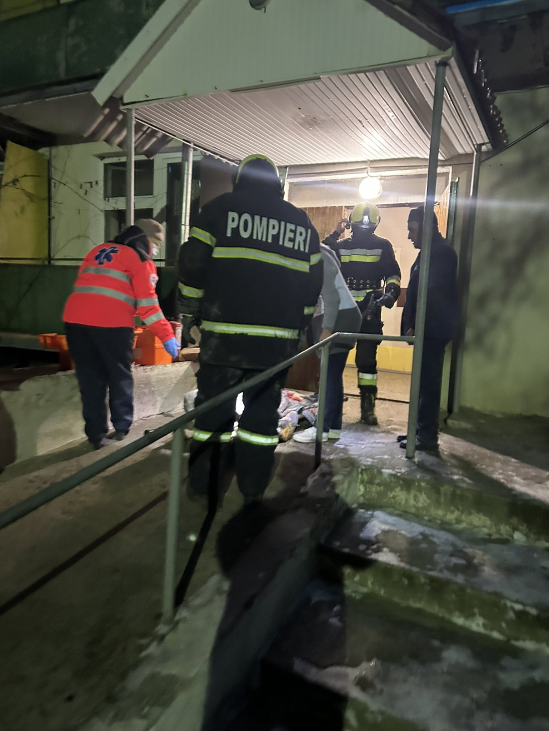 Incendiu într-un centru de plasament din raionul Dubăsari: un bătrân imobilizat la pat a suferit