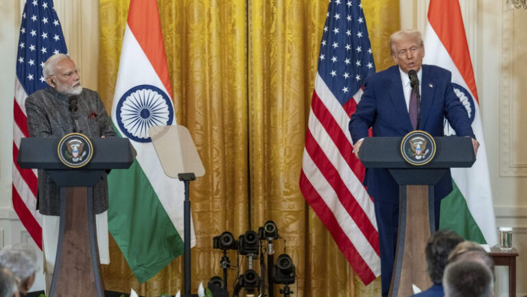 India renunță la petrolul rusesc în schimbul reducerii taxelor vamale americane