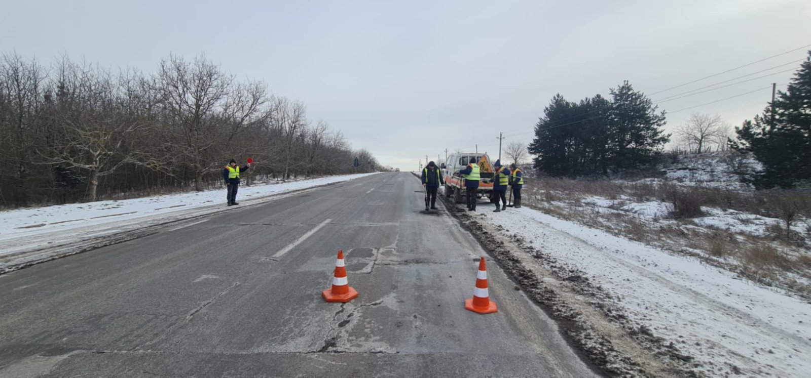 Administrația Națională a Drumurilor intervine de urgență: Gropile de pe mai multe trasee naționale sunt reparate