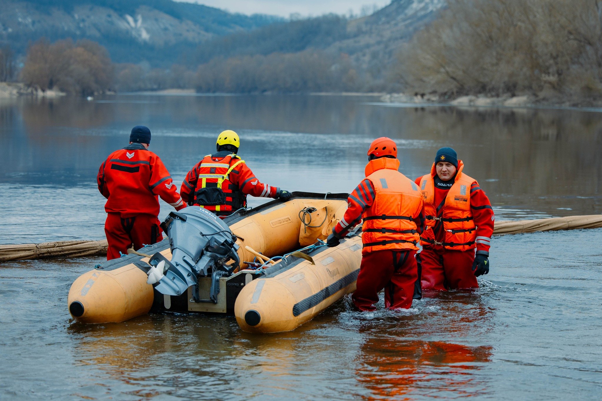 MAI continuă intervenția pe Nistru: sute de salvatori și echipe internaționale, implicați în misiune