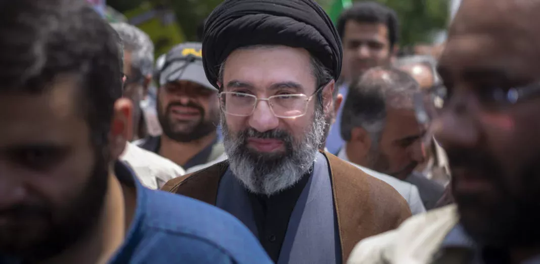 Iranul și-a ales un nou lider suprem, după ce precedentul ayatollah, Ali Khamenei, a fost ucis într-un atac aerian