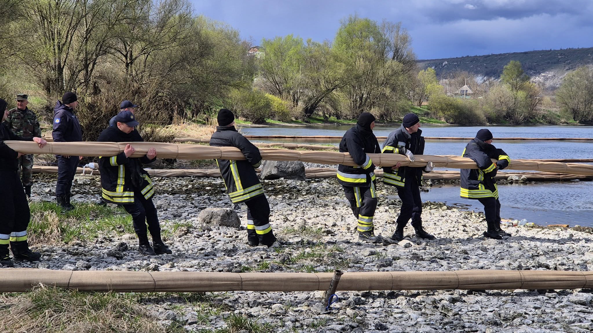 Ministrul Mediului: Intervențiile pe Nistru continuă, apa rămâne sigură