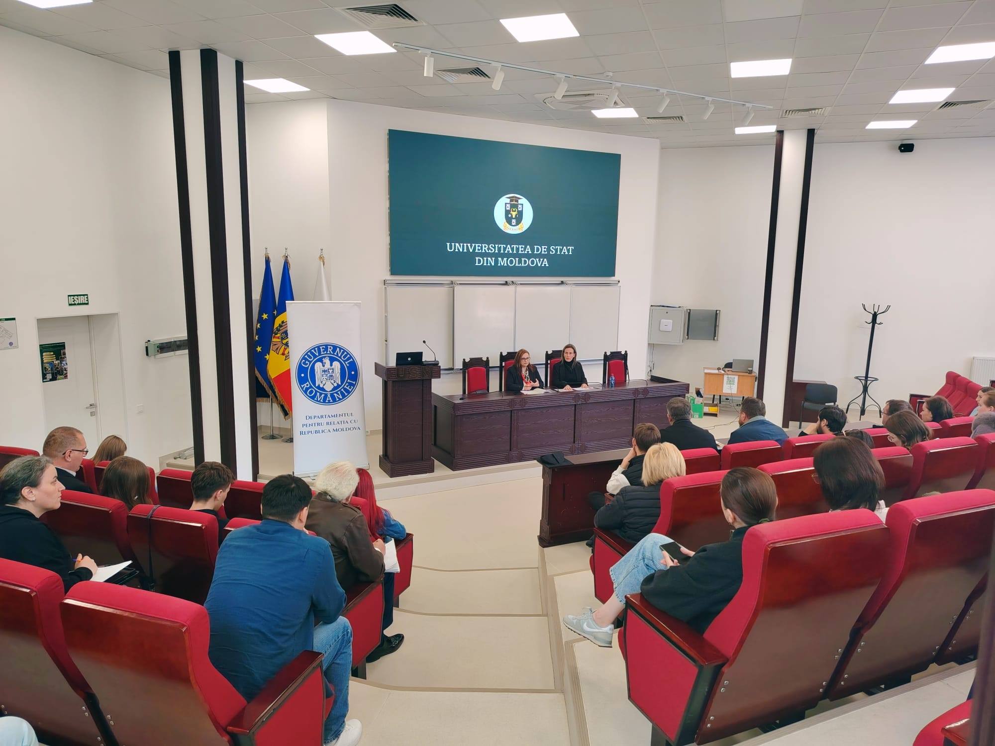 Sesiunile de informare despre finanțările României continuă la Chișinău