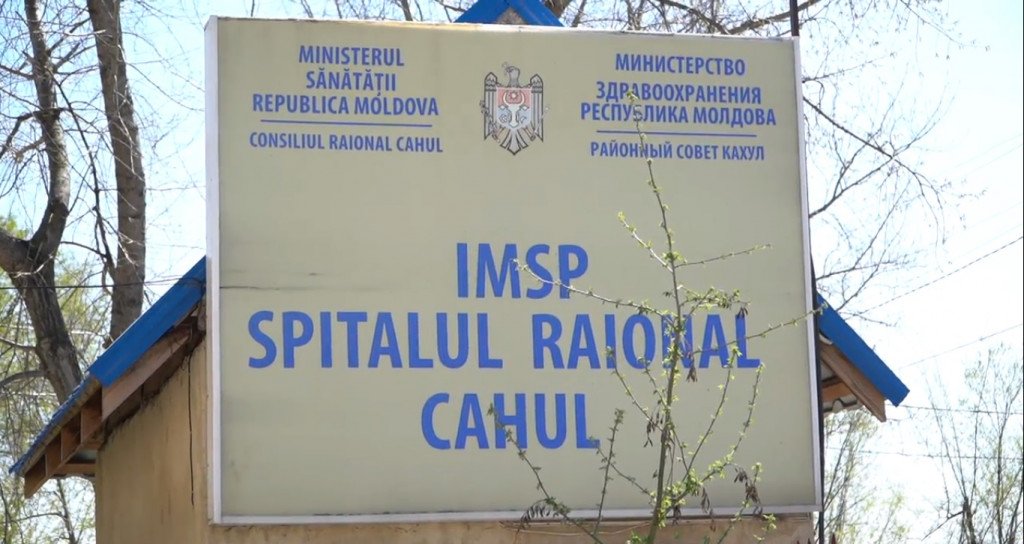 Cahul: Opt copii au ajuns la spital după ce un elev a dispersat gaz lacrimogen pe holul instituției