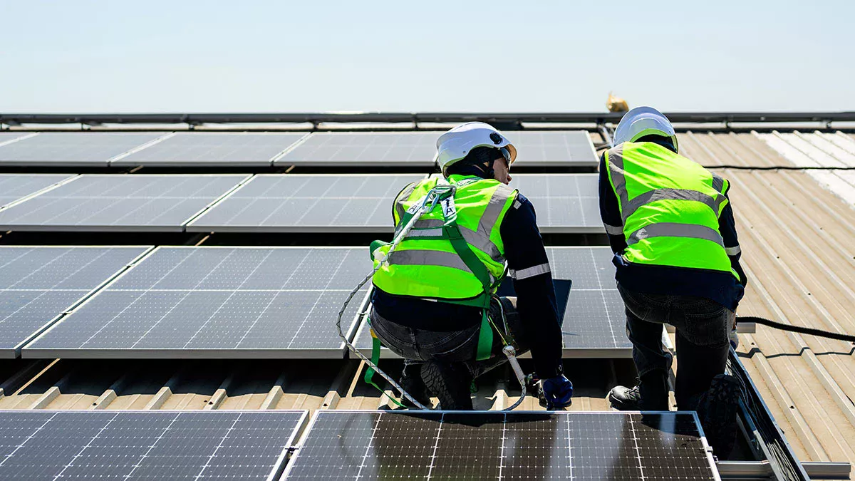 Un moldovean de 21 de ani a murit electrocutat în Franța, pe un șantier