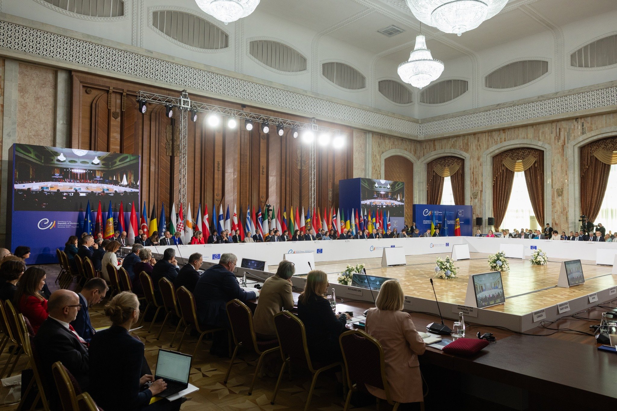 Oana Țoiu: Toate clusterele de negocieri pentru aderarea Moldovei la UE trebuie deschise