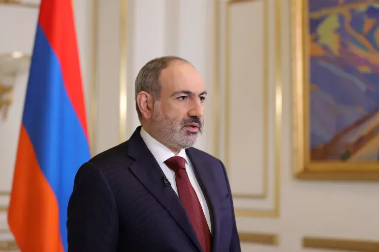 Rețeaua de dezinformare „Matrioșka” intensifică o campanie online în Armenia înainte de alegeri, vizându-l pe premier