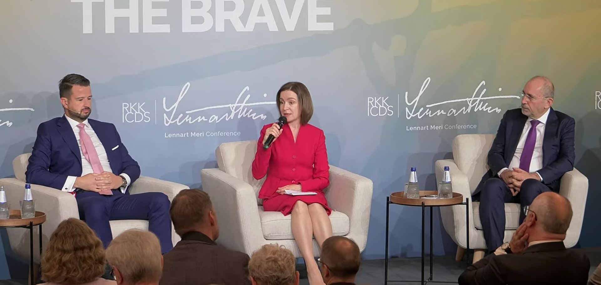 Sandu: Moscova simplifică eliberarea pașapoartelor rusești în stânga Nistrului, deoarece are nevoie de oameni la război