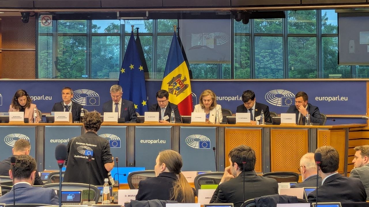 UE, îndemnată să deschidă fără întârziere negocierile de aderare cu Chișinău, după reuniunea Comitetului de Asociere
