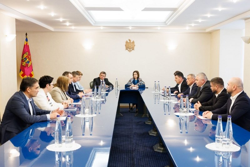 Noi negocieri la Președinție: Chișinăul și Comratul caută soluții pentru depășirea crizei electorale din Găgăuzia