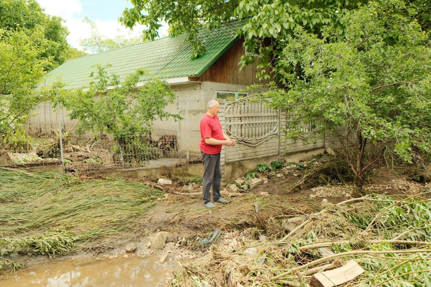 Ploile torențiale au făcut ravagii în toată țara. Peste 100 de gospodării din raionul Ialoveni au fost afectate