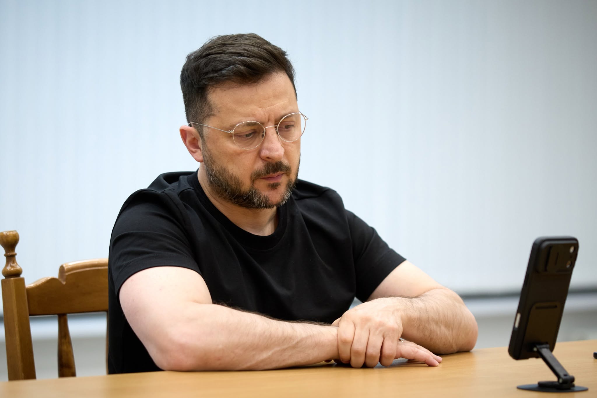 Zelenski a declarat că, aflat într-o escală, pe Aeroportul de la Chişinău a avut discuții „bune” cu Witkoff şi Kushner