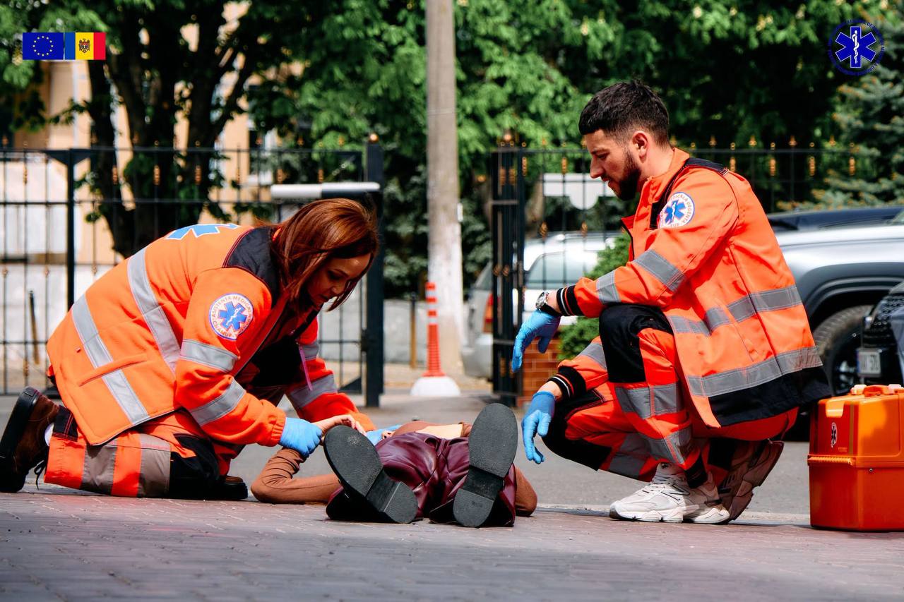 Canicula face victime în Moldova: 19 urgențe medicale, majoritatea cazurilor fiind insolații