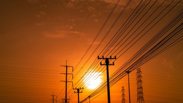 Canicula pune presiune pe rețelele electrice din Europa. Care țări riscă pene de curent