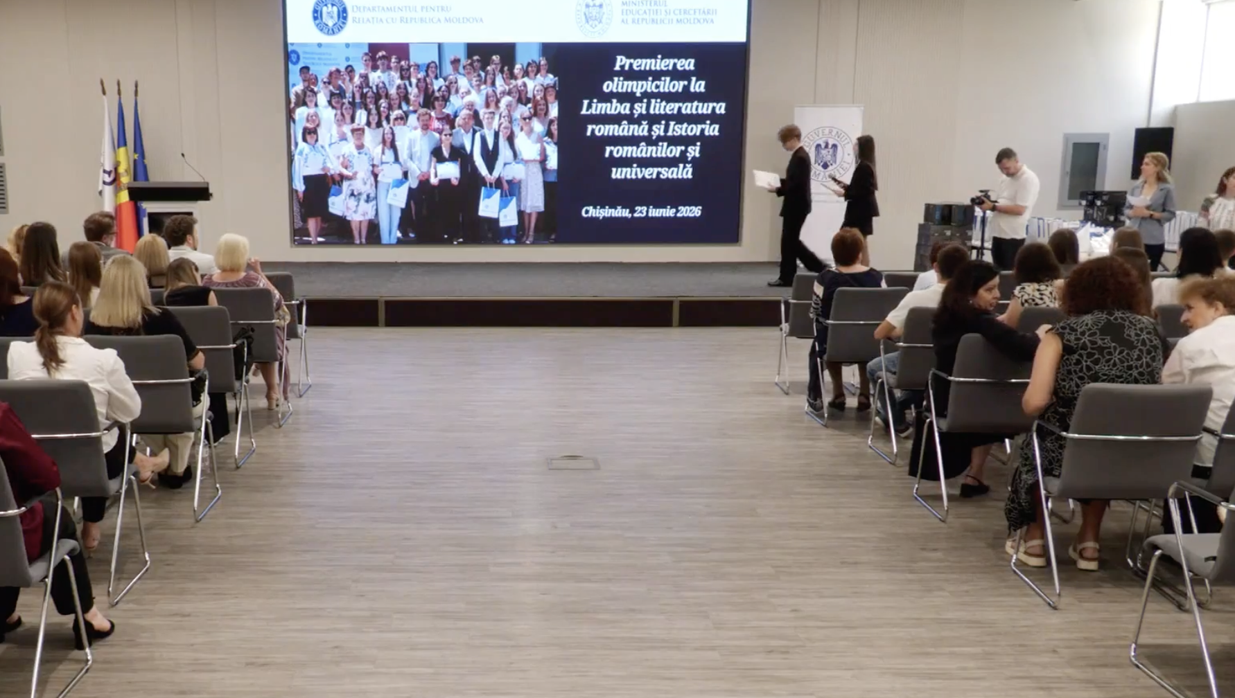 LIVE: Premierea elevilor olimpici la Limba și literatura română și Istoria românilor