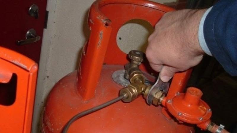 Deflagrație fatală la Băcioi: Un bărbat a murit, iar altul a suferit arsuri grave