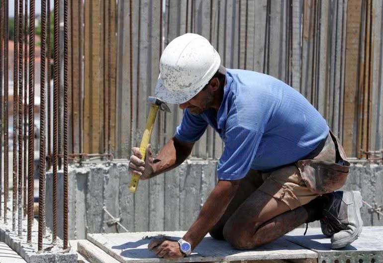 Peste 7.100 de persoane, depistate muncind la negru de la începutul anului