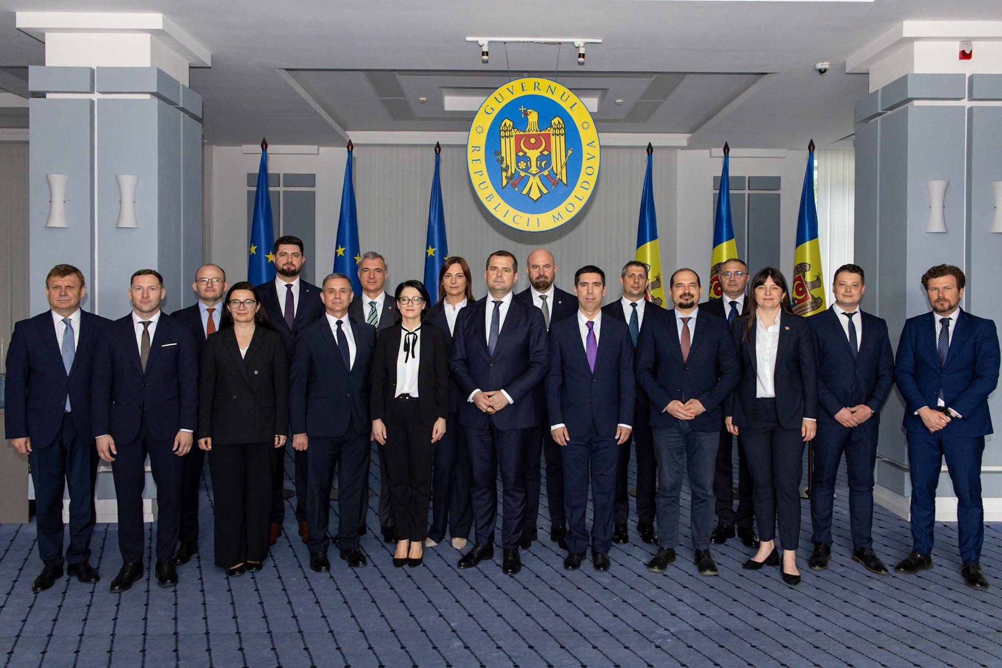 LIVE Cabinetul de miniștri condus de Vasile Tofan depune astăzi jurământul de învestire