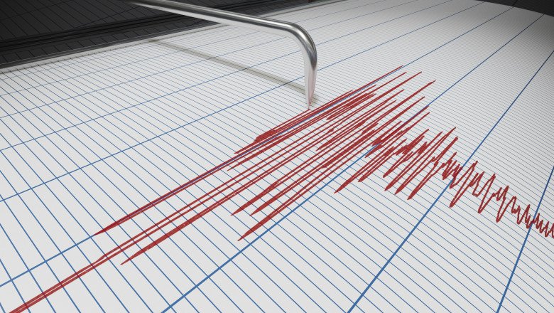 Cutremur puternic, în Japonia. Autoritățile au emis o avertizare de tsunami și au activat alerte de urgență
