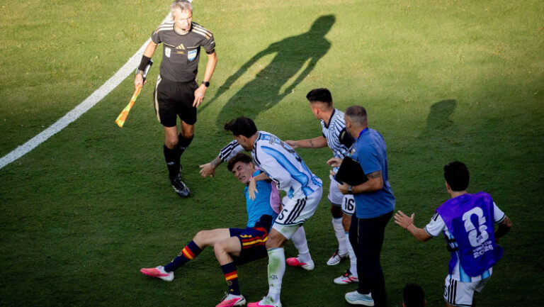 Scandal după finala Cupei Mondiale. Argentina riscă sancțiuni din partea FIFA