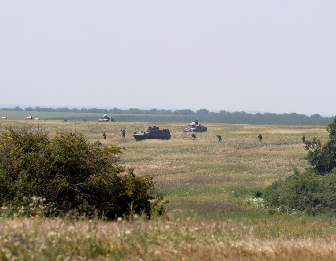 Demonstrație de forță la exercițiul „Scutul Păcii 2026”: Militarii Armatei Naționale, testați în condiții de luptă