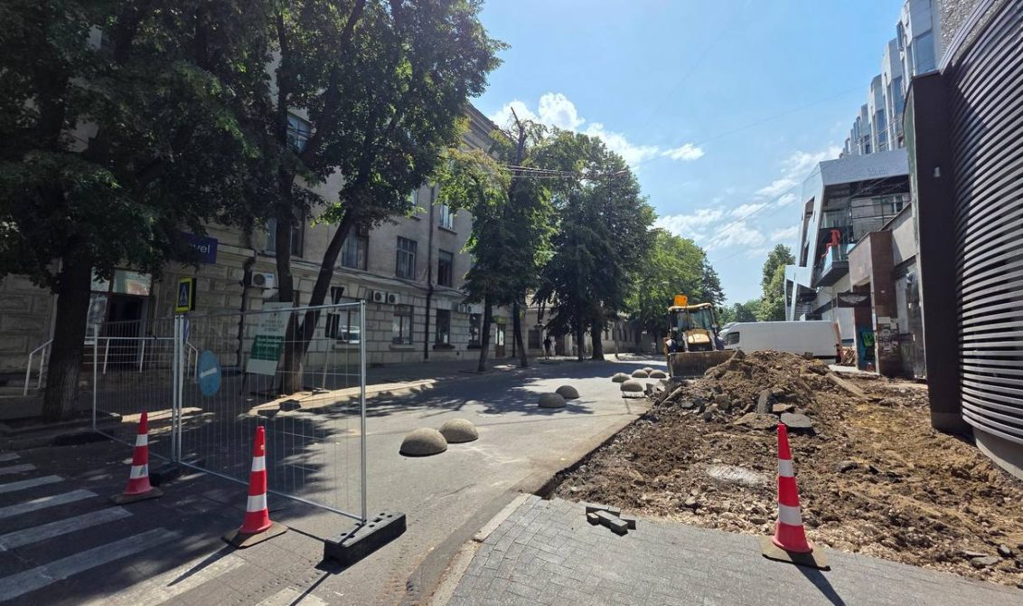 Trafic îngreunat în centrul Capitalei din cauza lucrărilor de pe strada Veronica Micle. Ce spun cetățenii