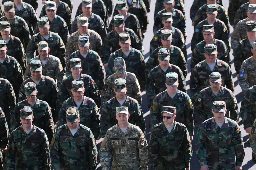 Paradă militară de amploare de Ziua Independenței. Peste 2.000 de participanți au început antrenamentele