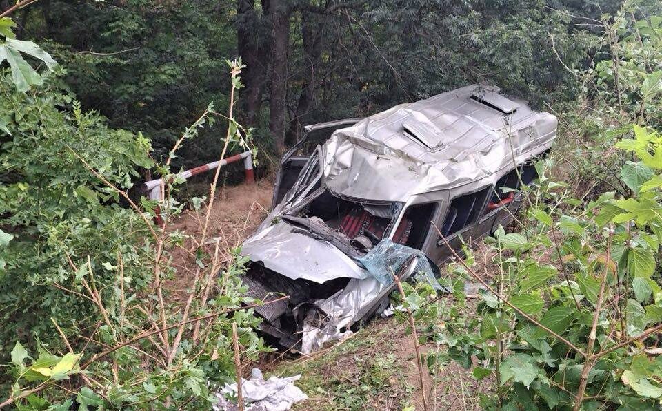 Noi detalii despre accidentul de la Stășeni. O femeie a murit, iar zece persoane au fost rănite