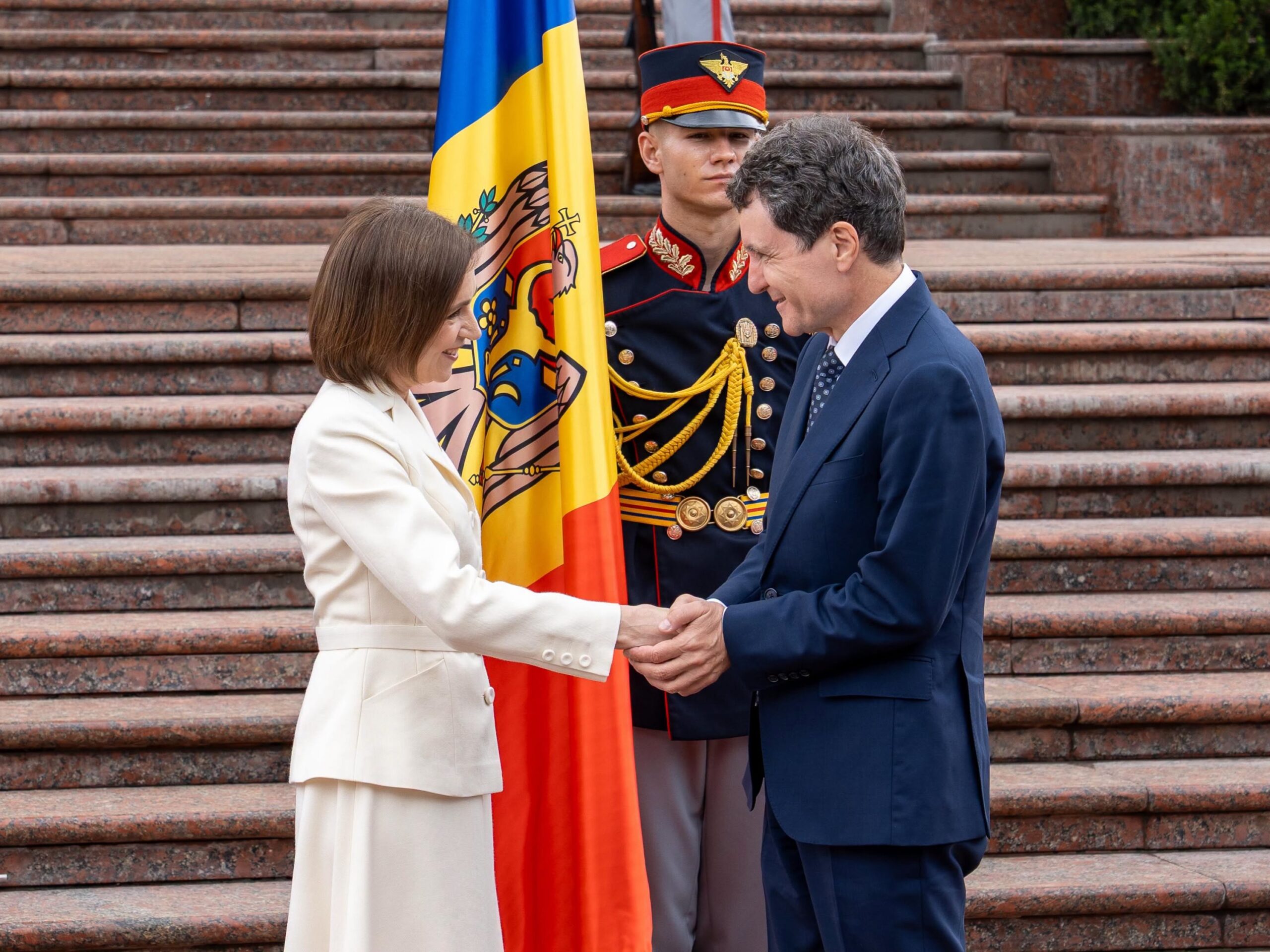 Nicușor Dan, după discuțiile cu Maia Sandu: România va continua să sprijine integrarea europeană a Republicii Moldova