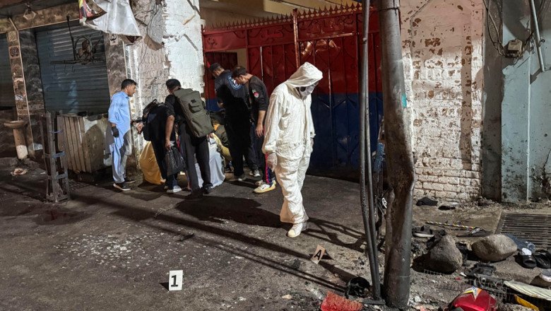 Atentat sângeros în Pakistan. Cel puțin 14 persoane au murit, iar alte peste 20 au fost rănite