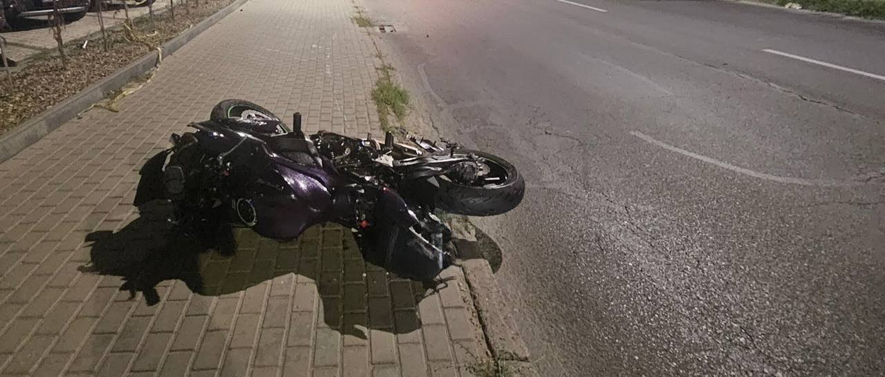 Accident tragic pe strada Grenoble. Un tânăr de 25 de ani, aflat la ghidonul unei motociclete, a murit