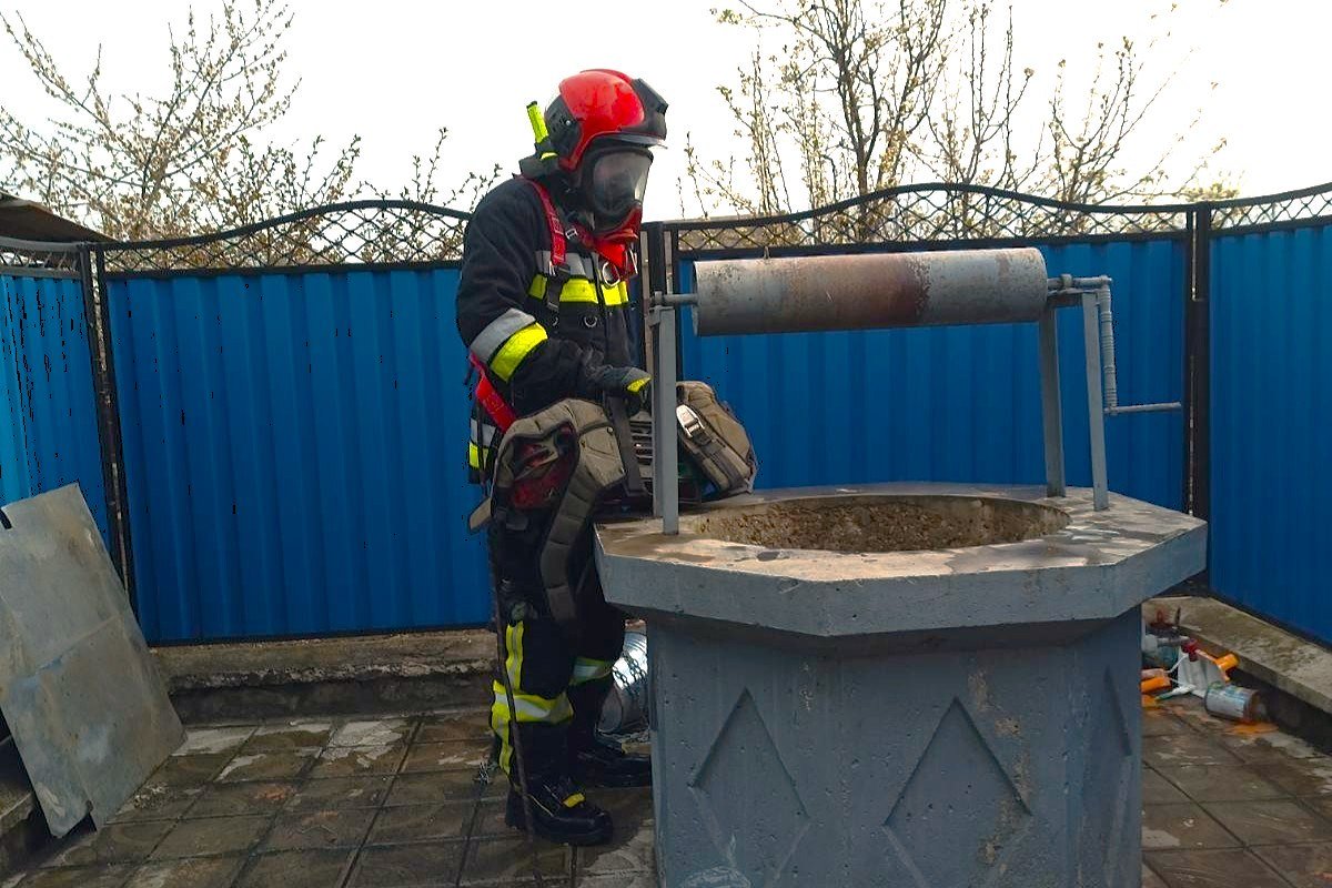 Un bărbat de 53 de ani a fost salvat după ce a căzut într-o fântână la Dondușeni