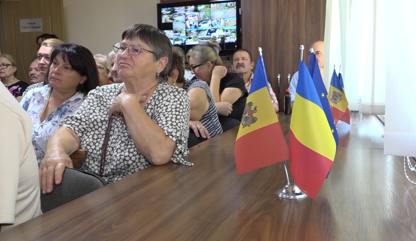 Oamenii din Floreni se opun amalgamării cu Maximovca și Bubuieci. Cer referendum