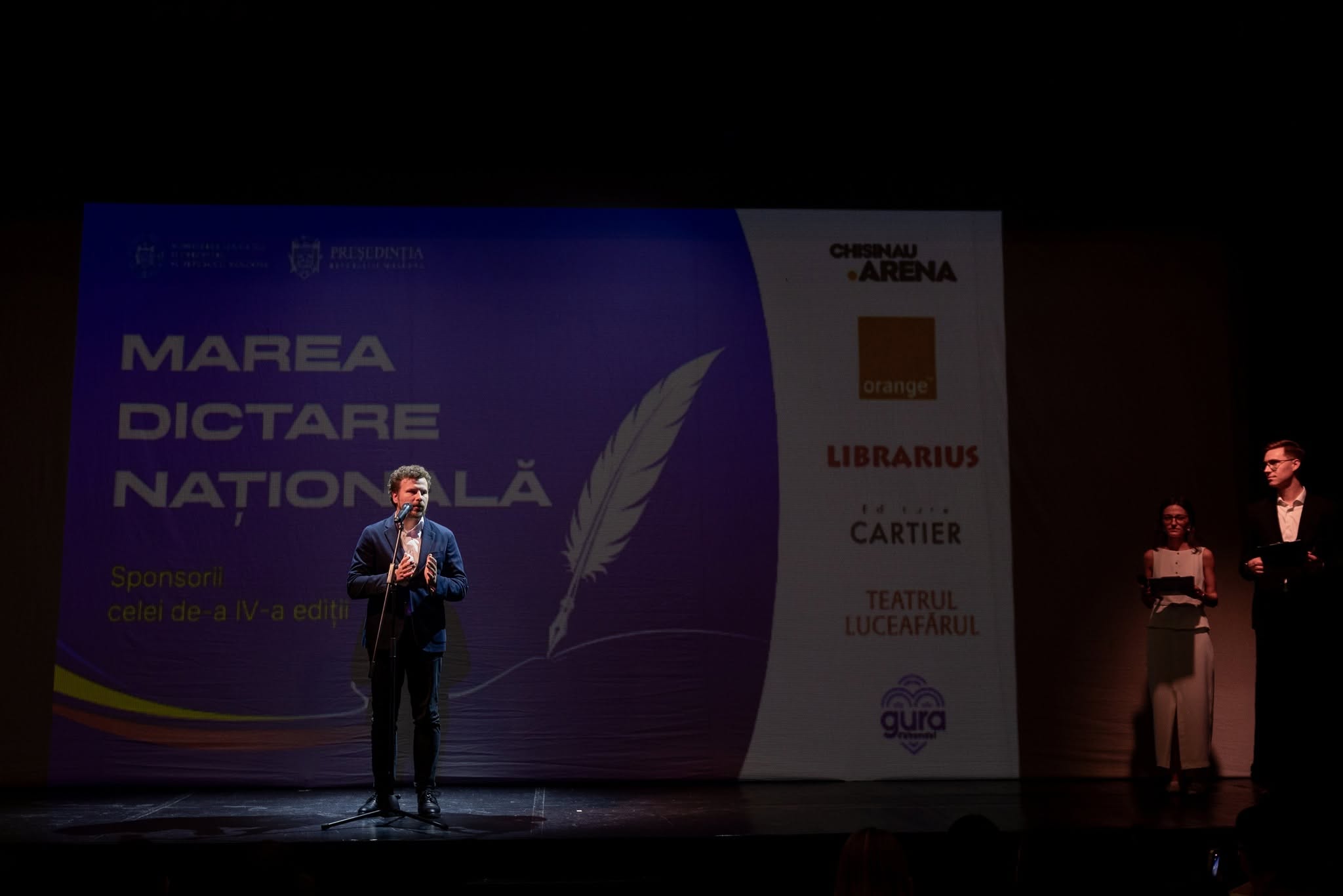 131 de participanți la Marea Dictare Națională, premiați pentru note de 9 și 10