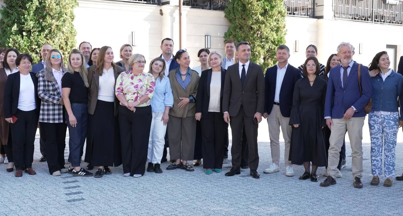 Tot mai multe femei din țară își deschid afaceri în agricultură. Cu ce provocări se confruntă