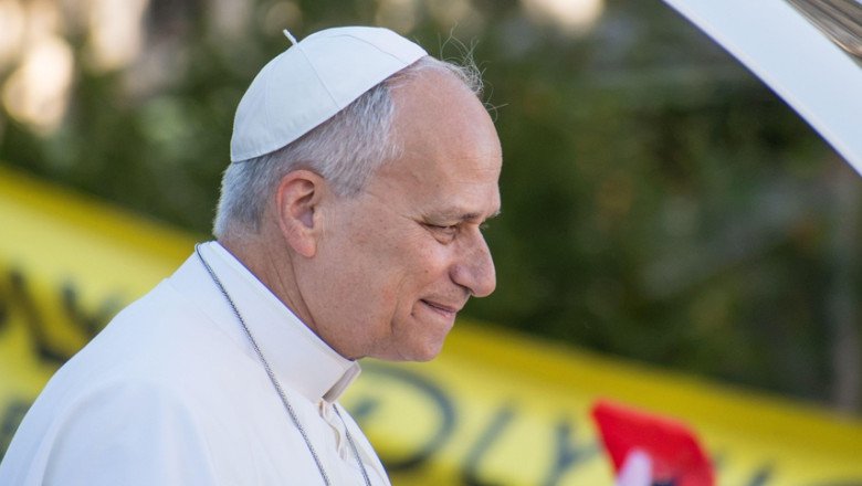 Papa Leon, diagnosticat cu cancer pulmonar. Vaticanul anunță că operația a decurs fără complicații