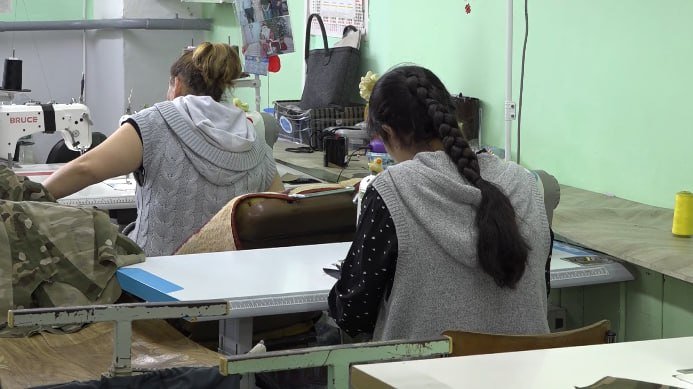 De după gratii,deținutele de la Rusca cos uniforme sau culeg struguri. Ce spune ANP despre scopul muncii