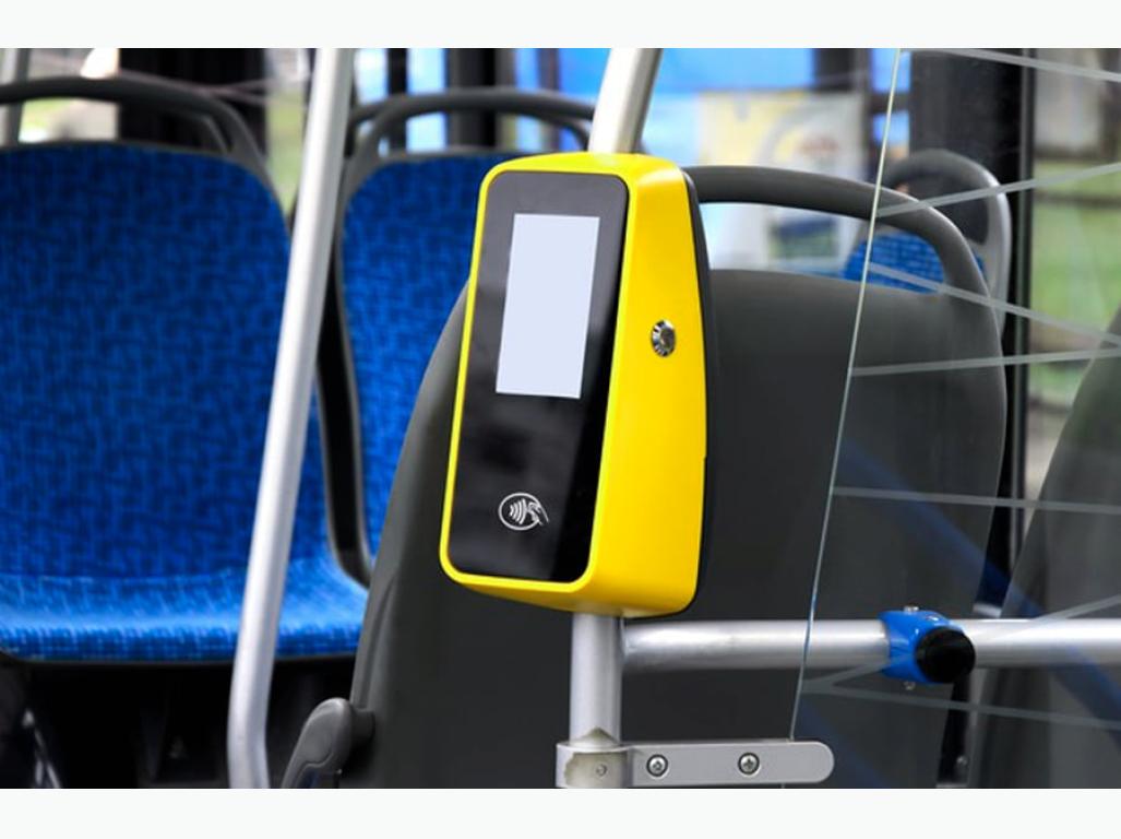 Taxarea electronică, în transportul public din Chișinău: peste 1.100 de taxatori ar putea rămâne fără locuri de muncă